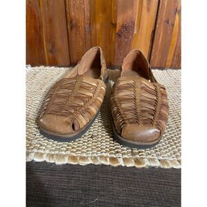 Sun Steps hand woven leather slip on shoes 9.5